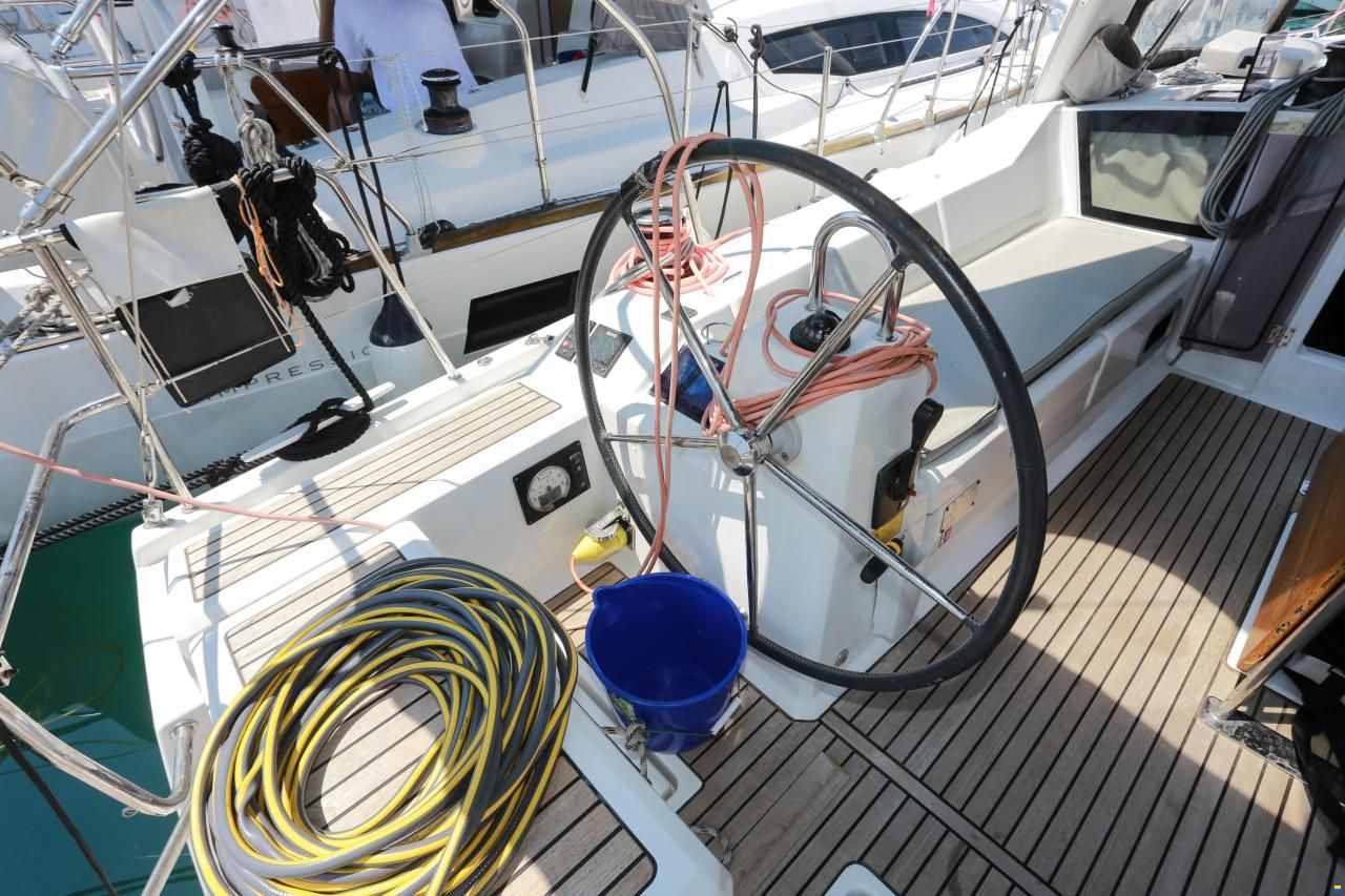 Beneteau Oceanis 41.1