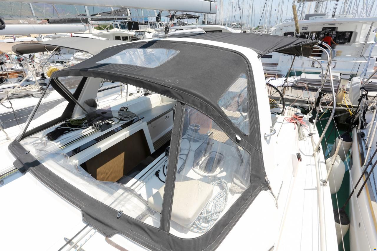 Beneteau Oceanis 41.1