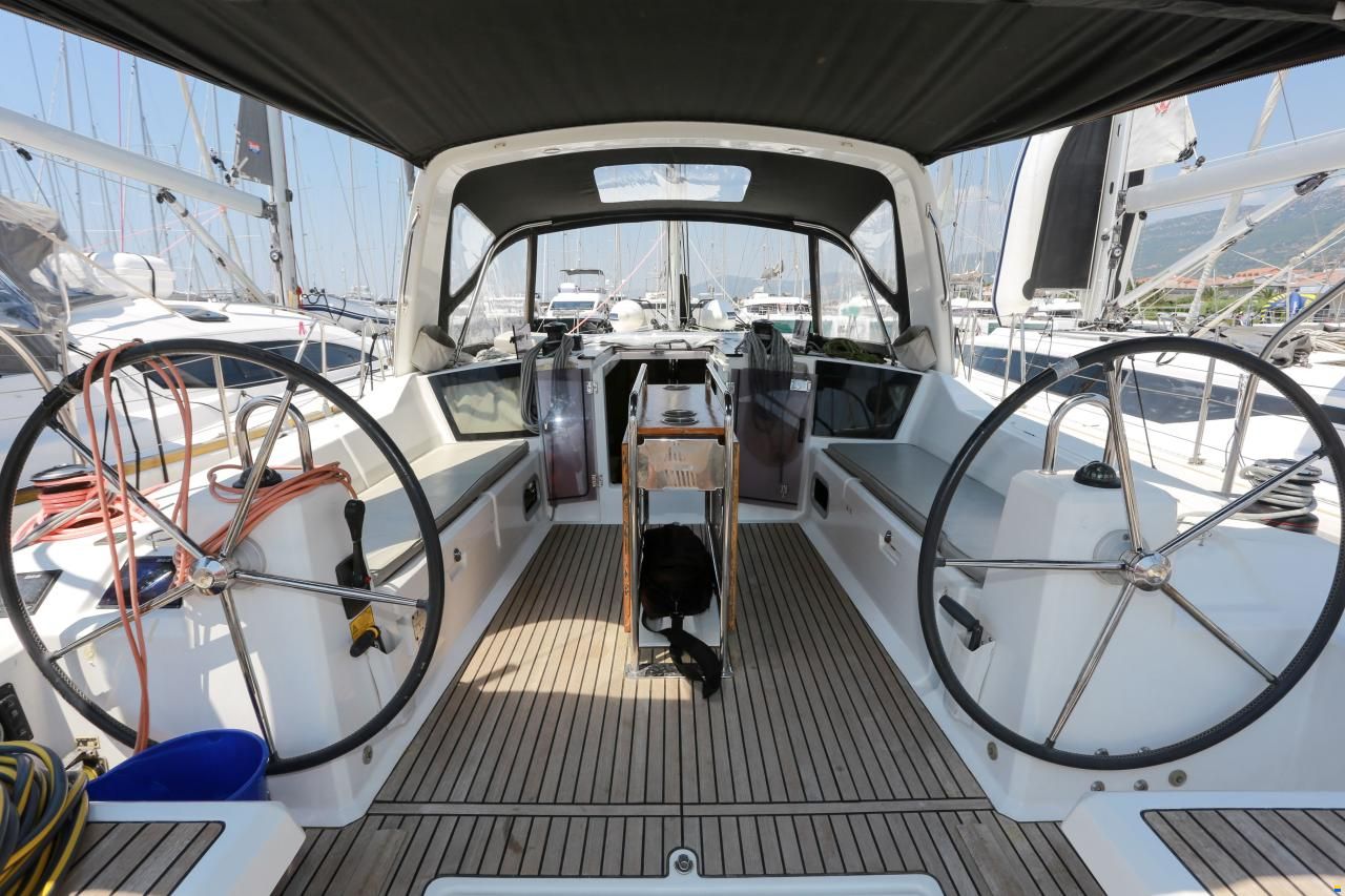 Beneteau Oceanis 41.1