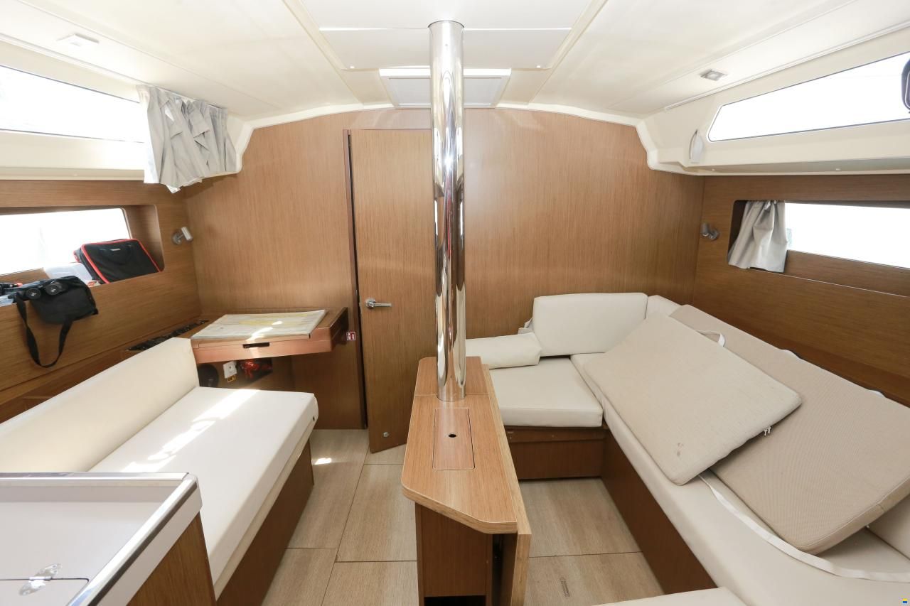 Beneteau Oceanis 41.1