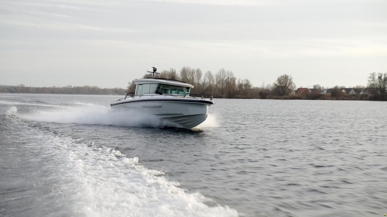 Axopar 37 Cross Cabin