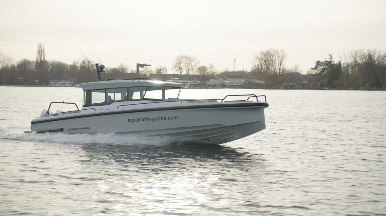 Axopar 37 Cross Cabin