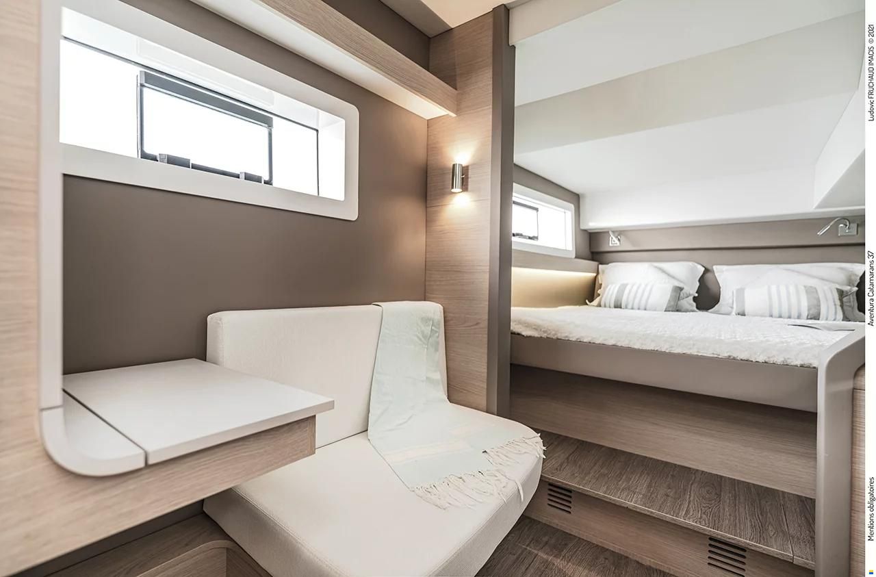 Aventura 37 Explorer