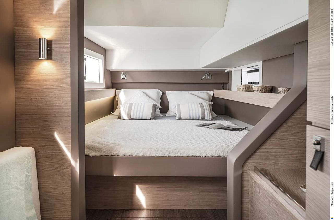 Aventura 37 Explorer