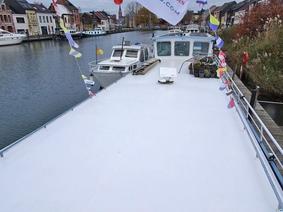 Luxe Motor 26.25 met UBC