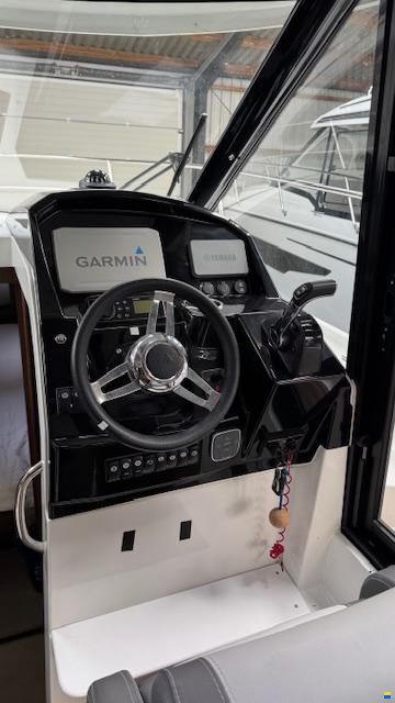 Jeanneau Merry Fisher 895