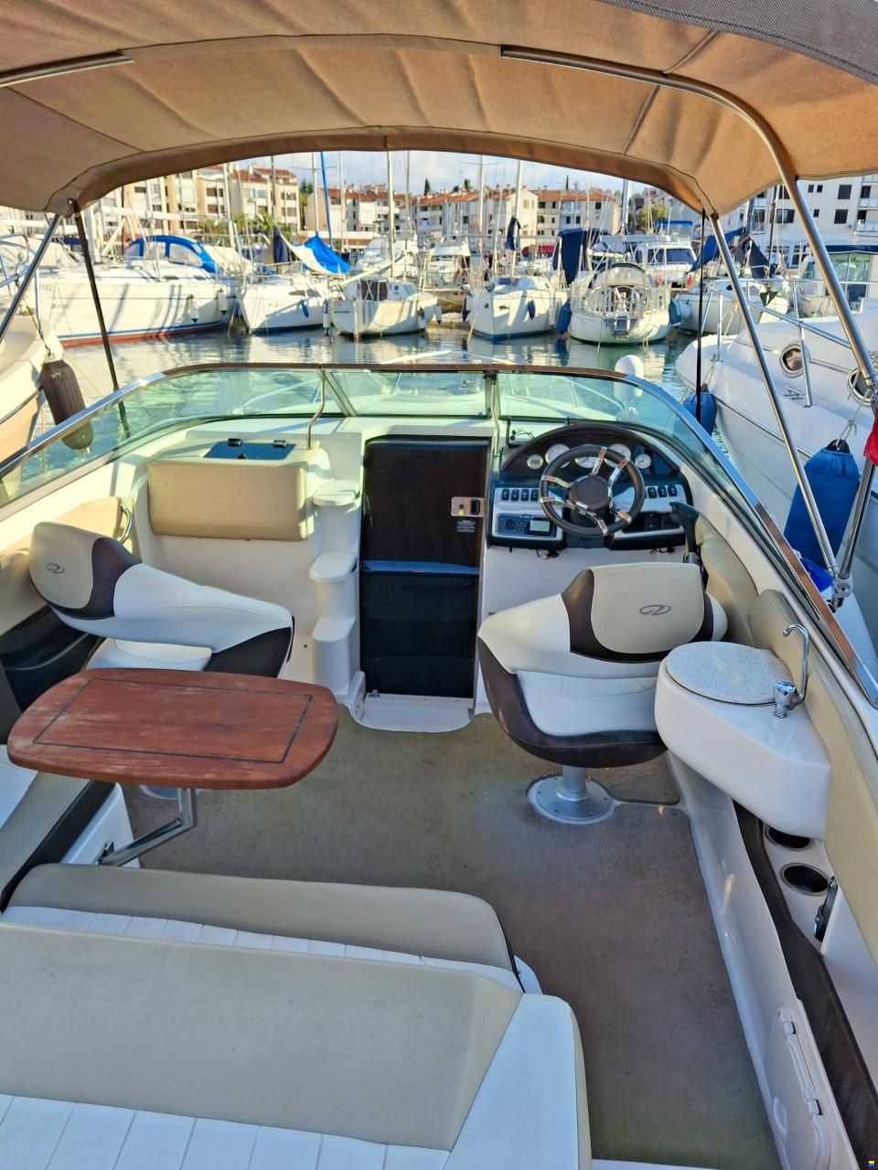 Regal 2250