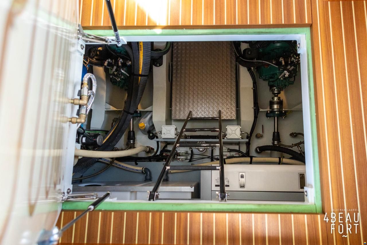 Linssen Grand Sturdy 470 Sedan Wheelhouse Longto