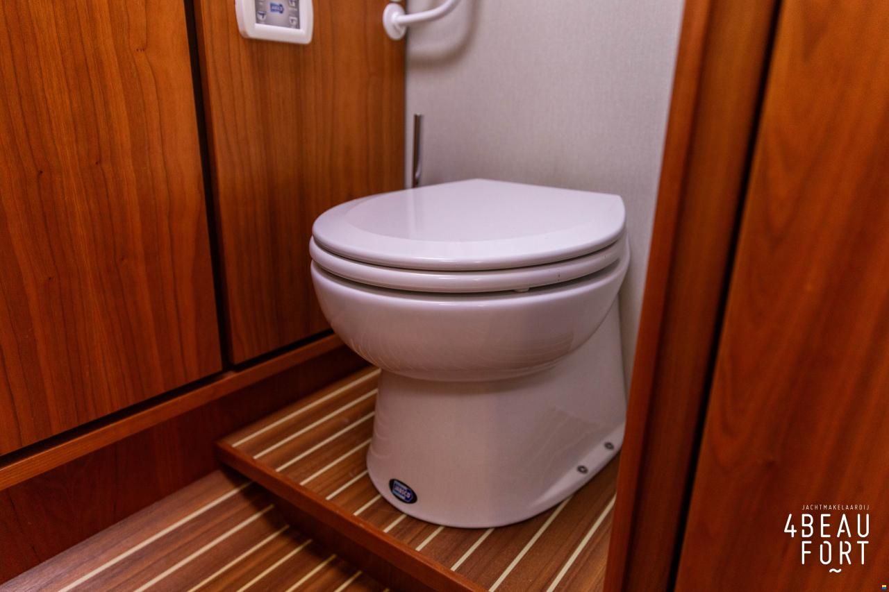 Linssen Grand Sturdy 470 Sedan Wheelhouse Longto