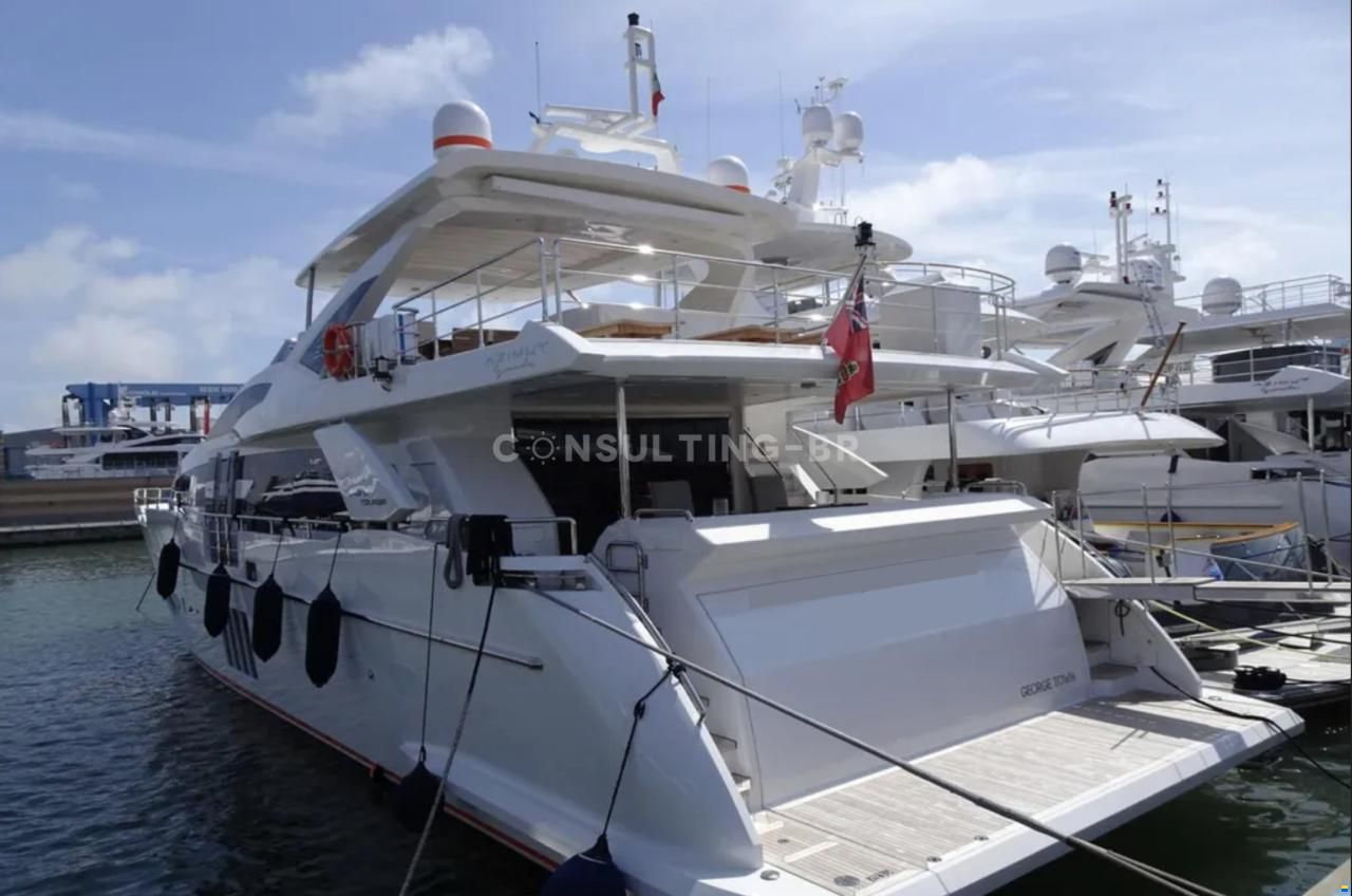 Azimut Grande 30M