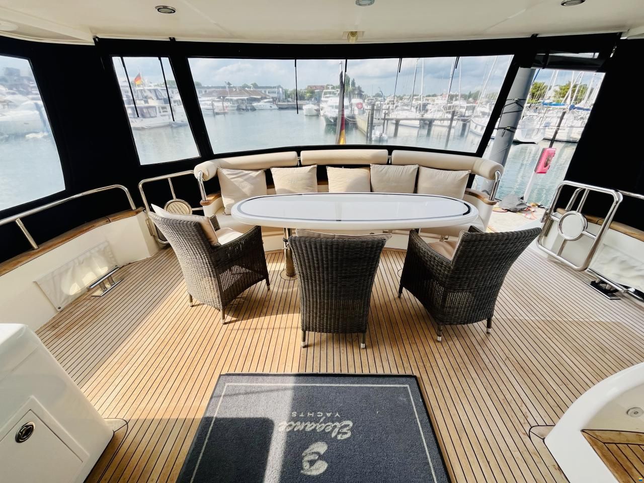 Elegance 68