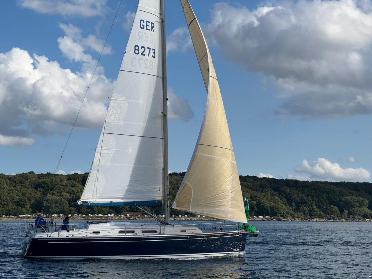 Hanse 370