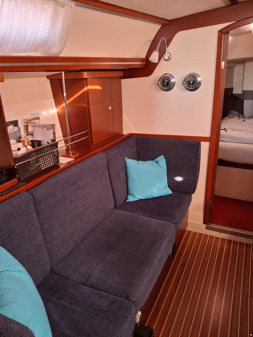 Hanse 370