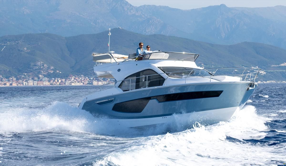 Sessa 42 FLY
