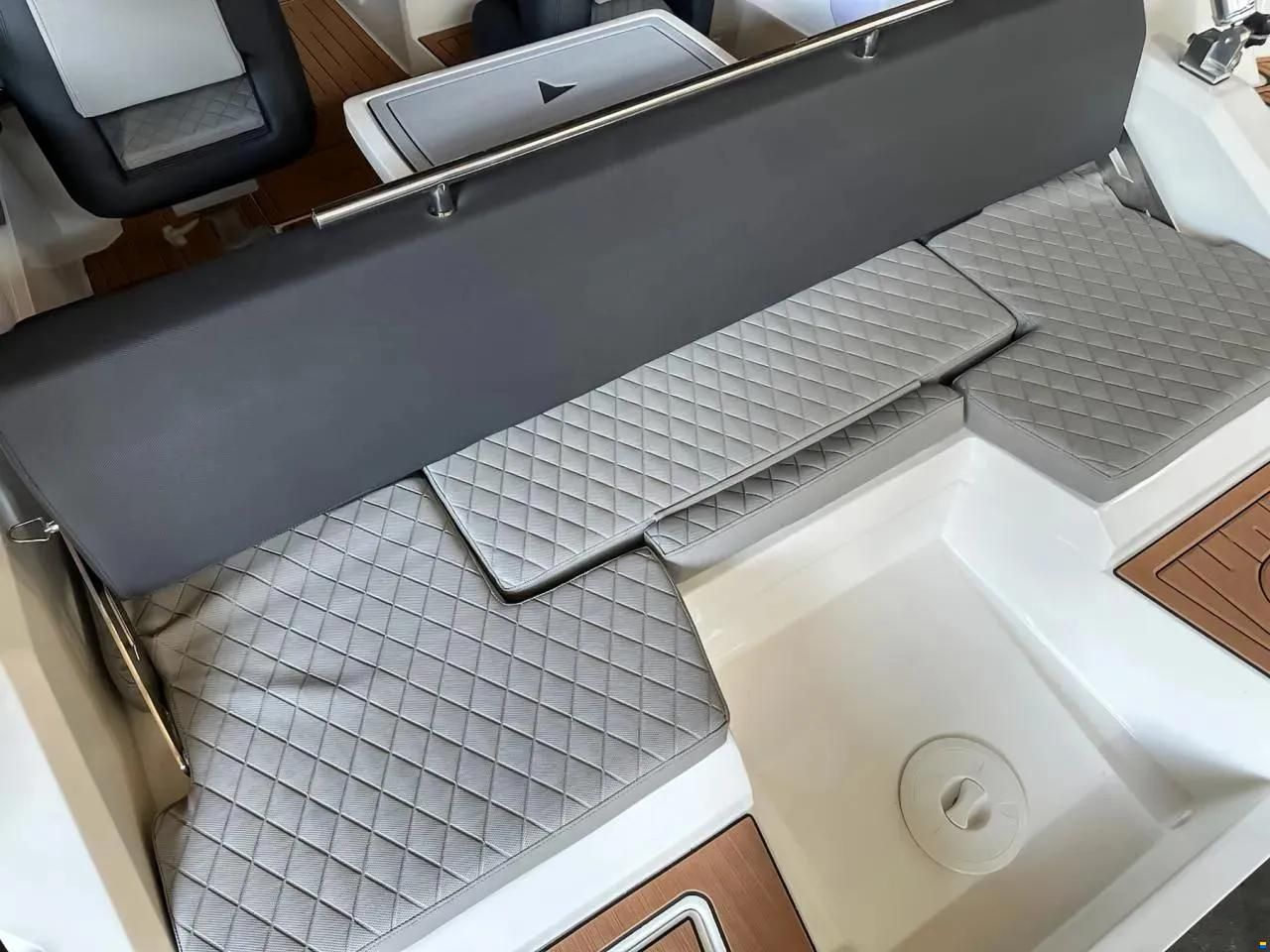 Compass BR7 / Bowrider