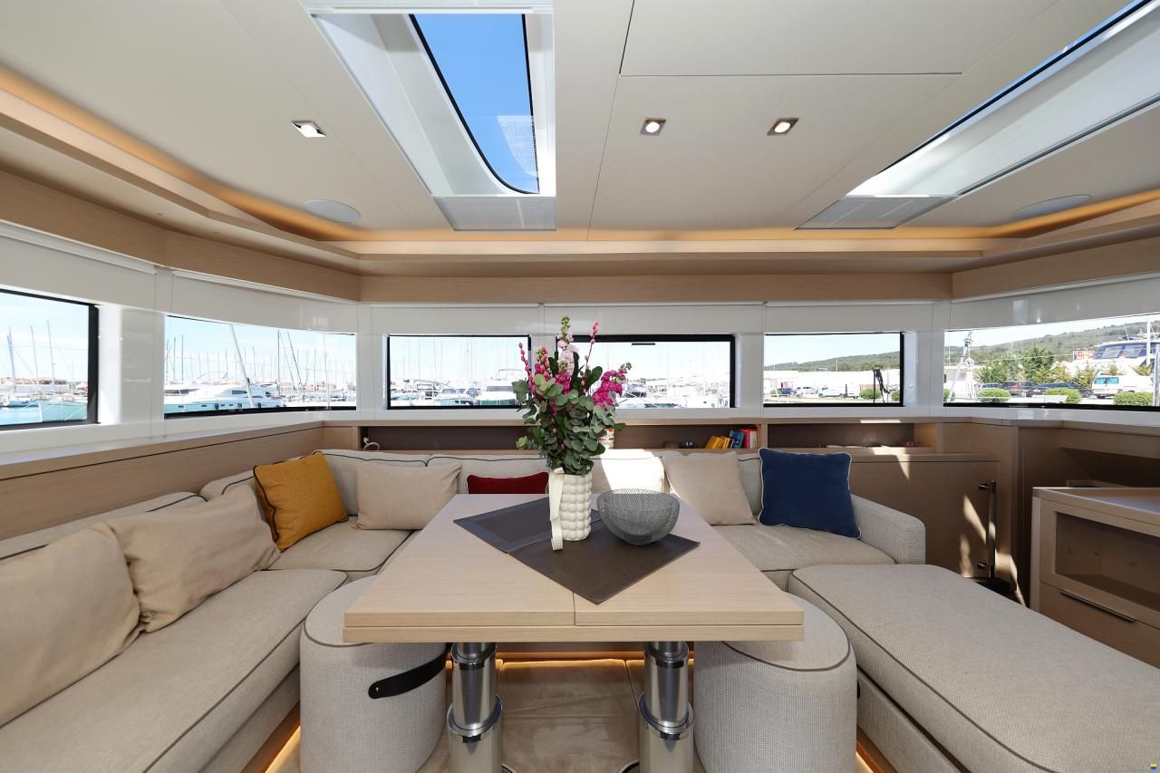 Lagoon 55