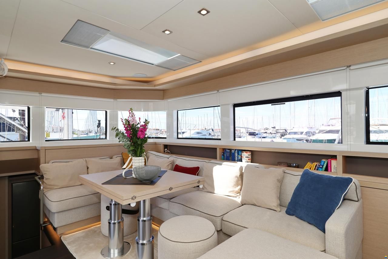 Lagoon 55