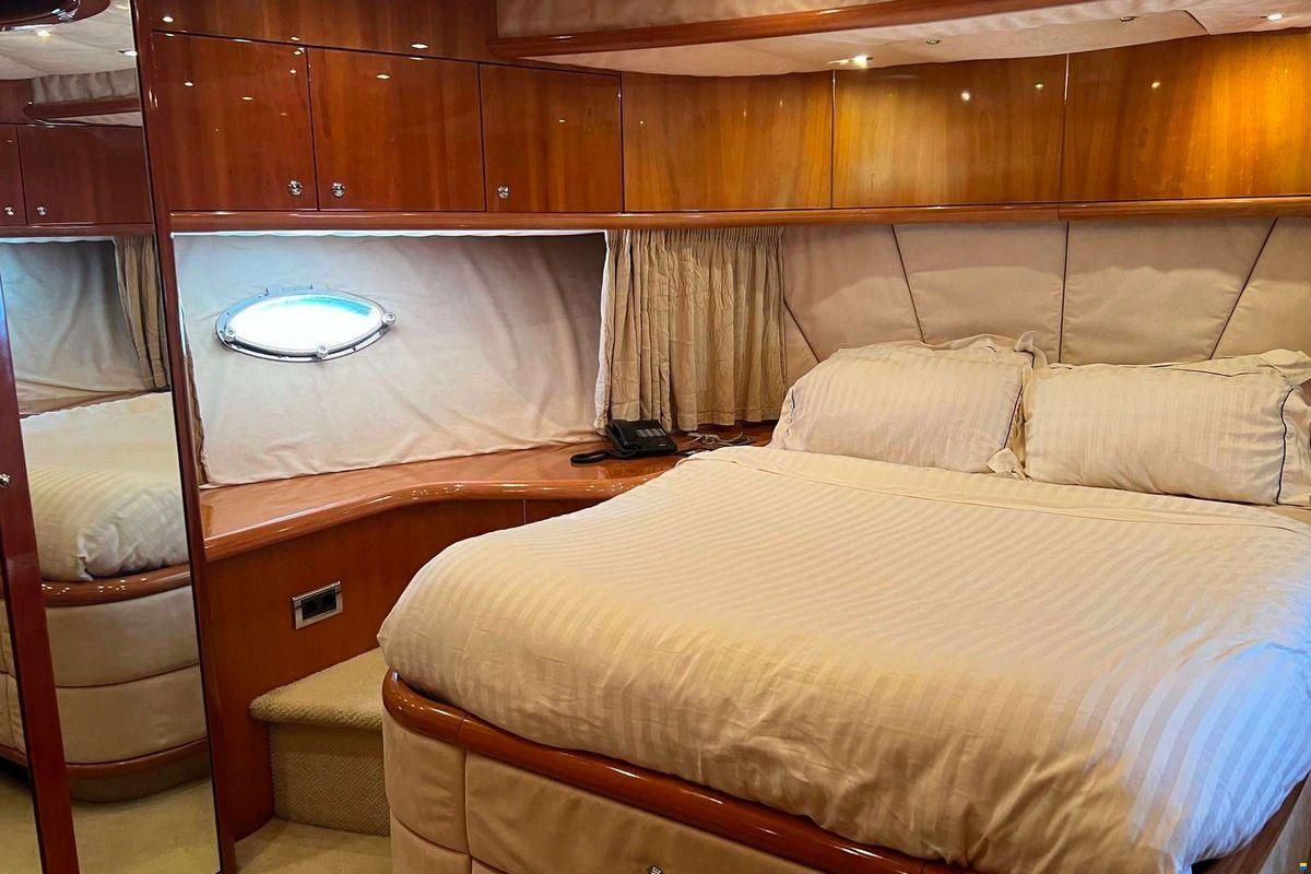 Sunseeker 95 Predator