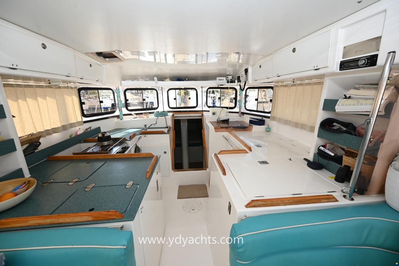 Dufour Atoll 43 Owner's Version
