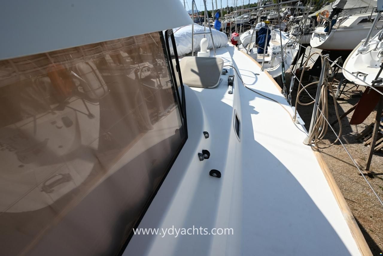 Dufour Atoll 43 Owner's Version