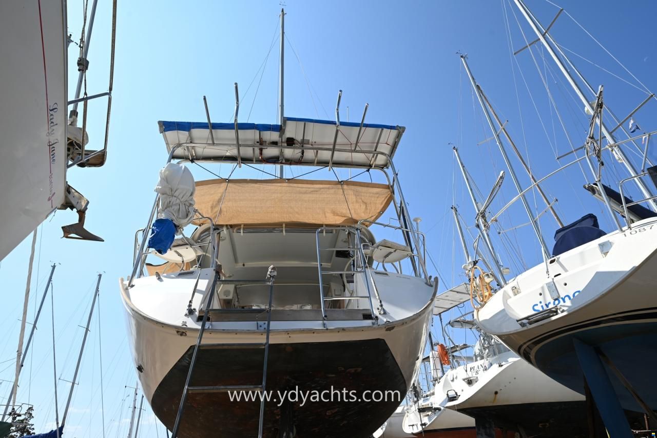 Dufour Atoll 43 Owner's Version