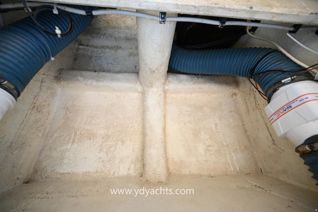 Dufour Atoll 43 Owner's Version