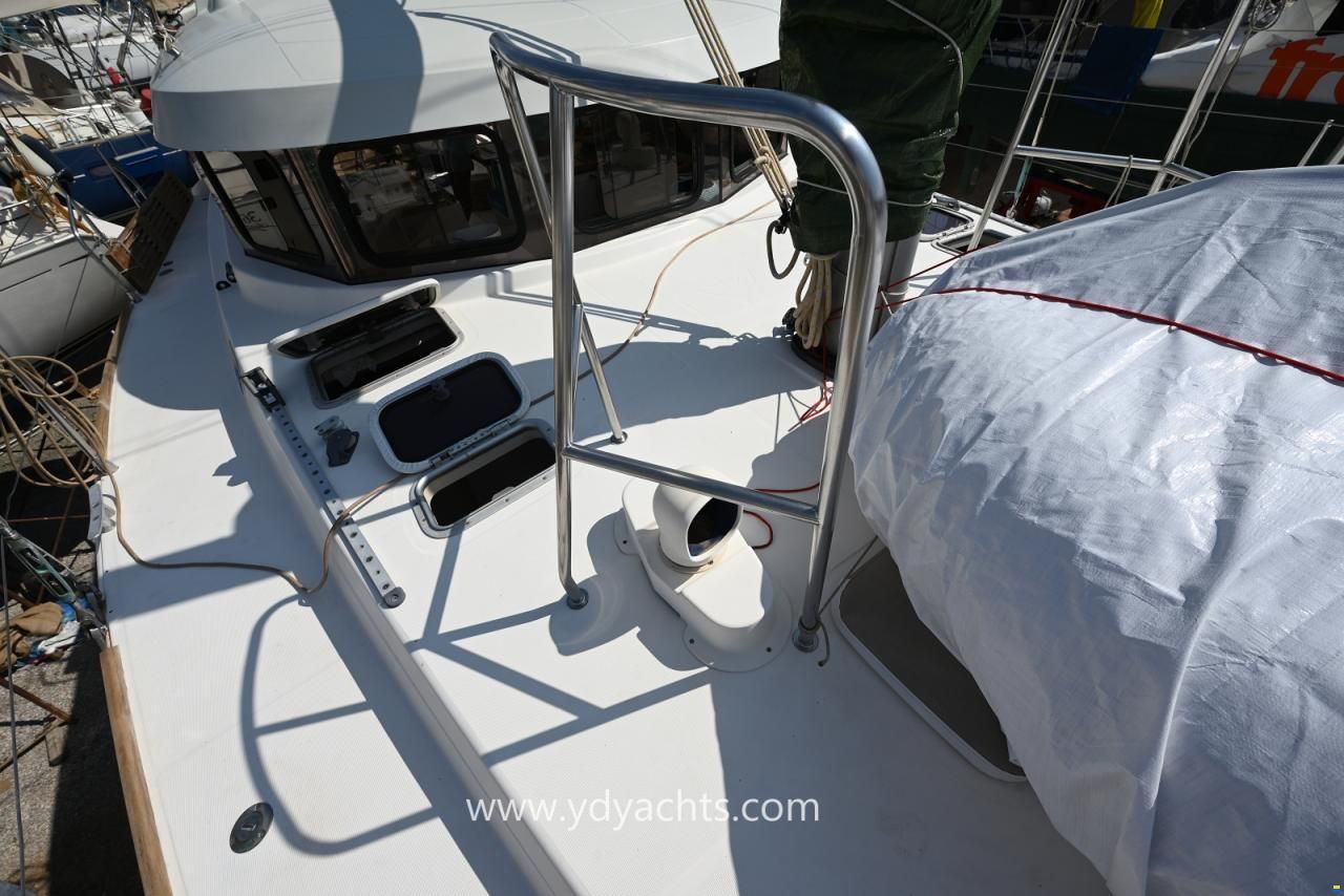 Dufour Atoll 43 Owner's Version