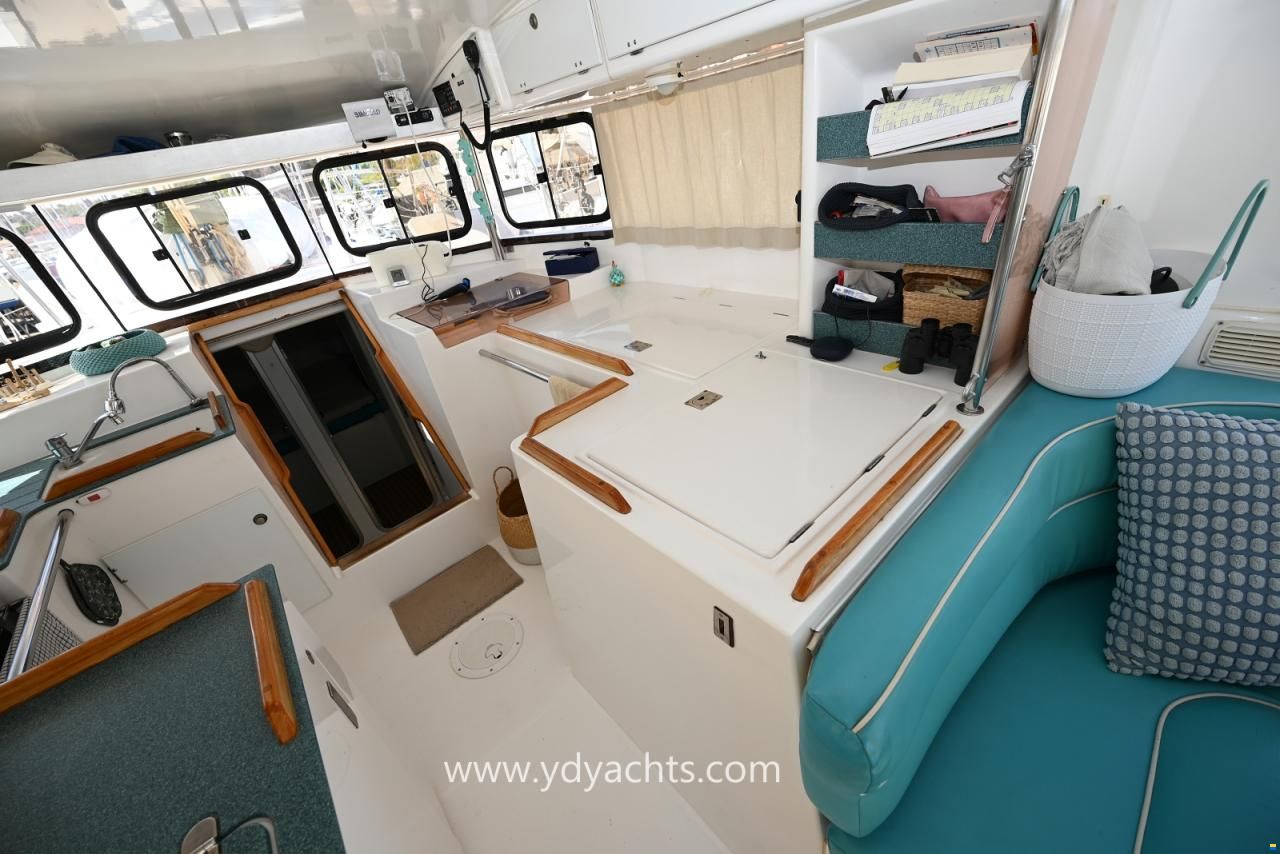 Dufour Atoll 43 Owner's Version