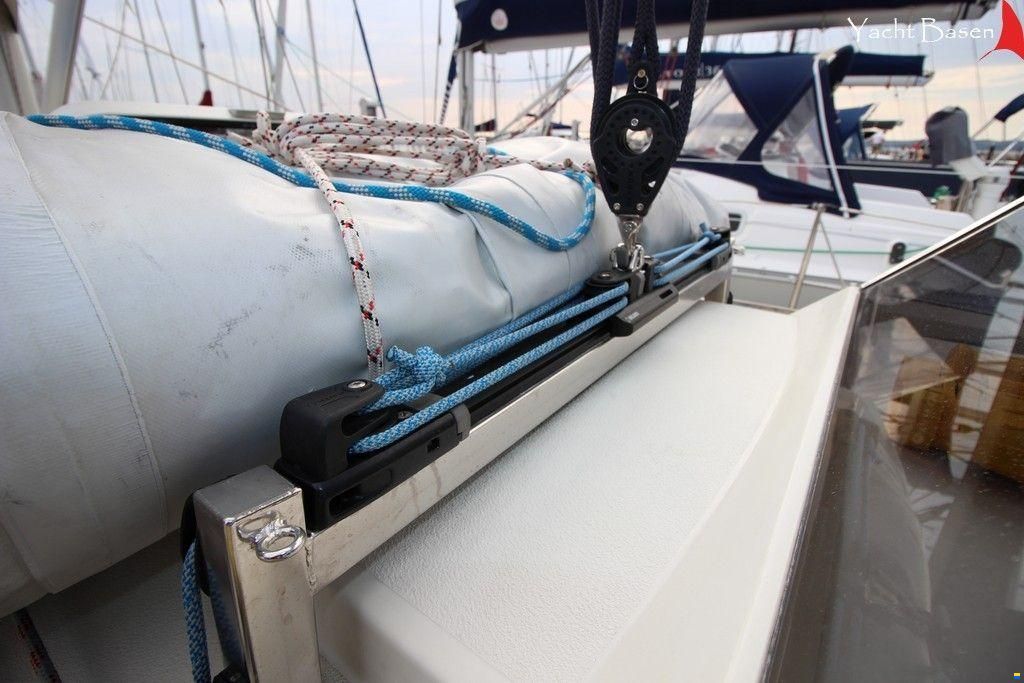 LM Mermaid 380