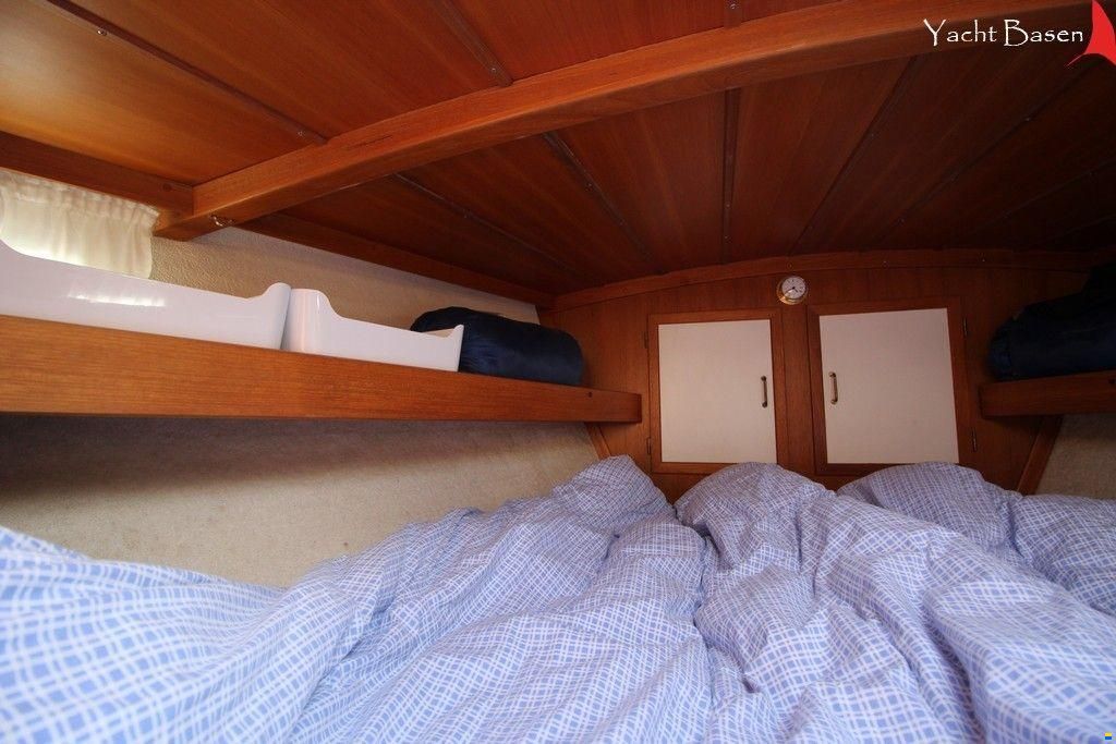 LM Mermaid 380