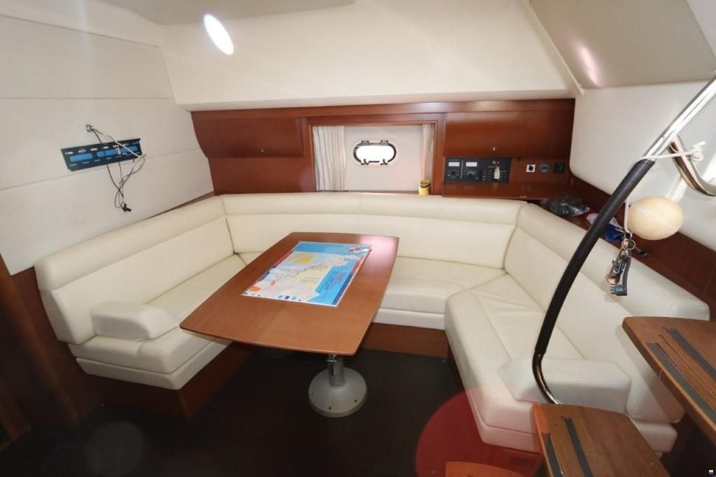 Jeanneau Prestige 390S