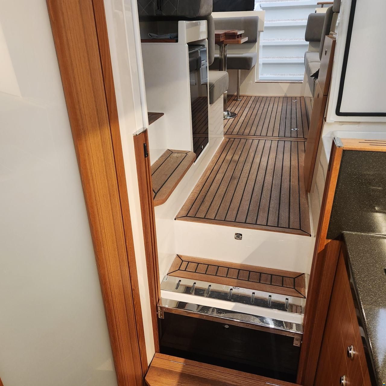 Marex 310 Sun Cruiser