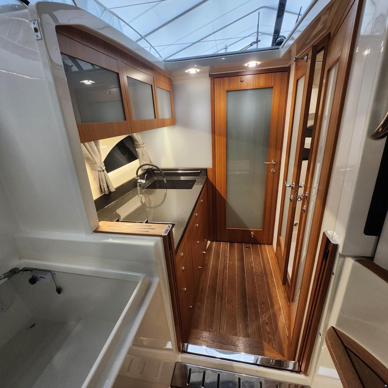 Marex 310 Sun Cruiser