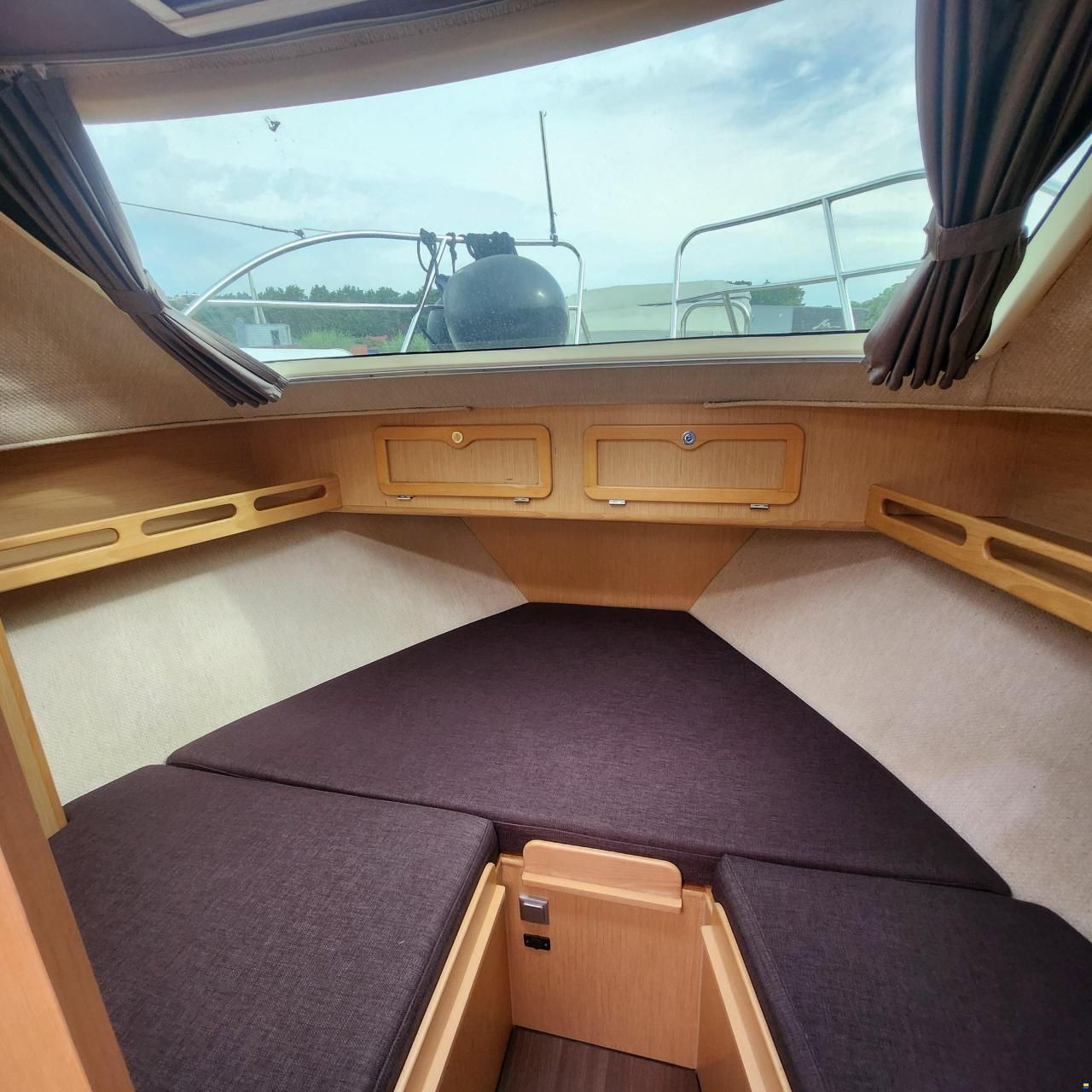 Aqualine Navigator Cabin Diesel