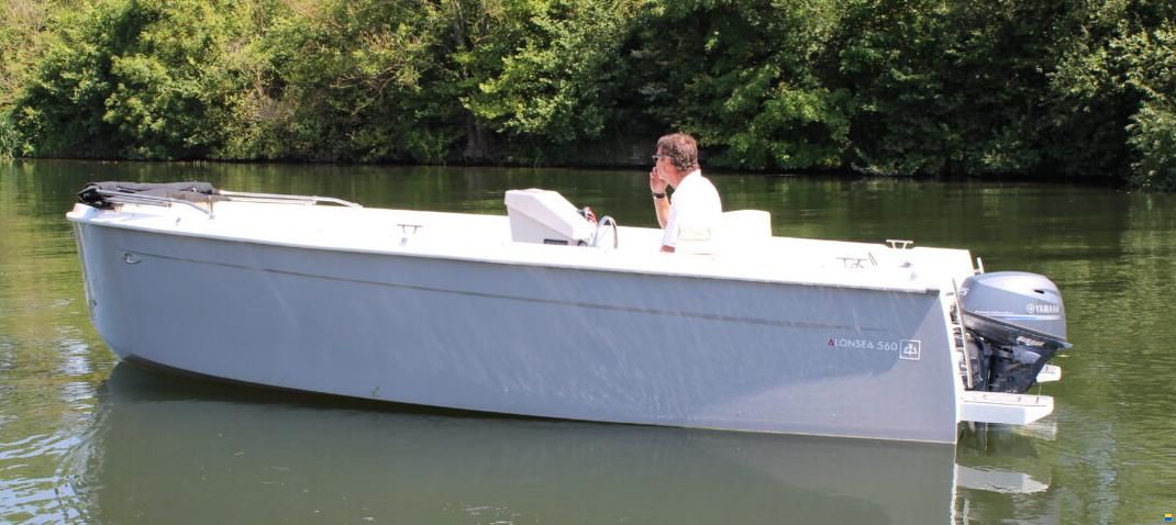 Alonsea Boats 560 mit Konsole Trailer vorhanden
