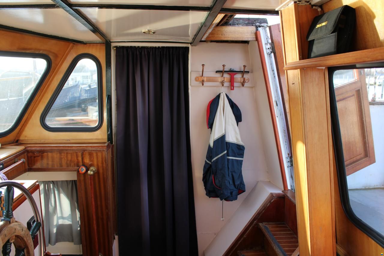 Porsius shipyard Directieboot
