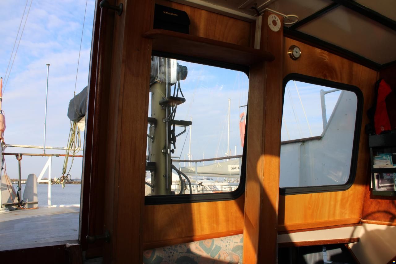Porsius shipyard Directieboot