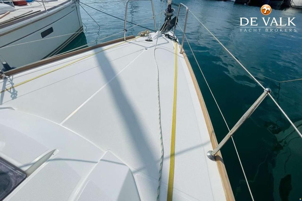 Beneteau Oceanis 38