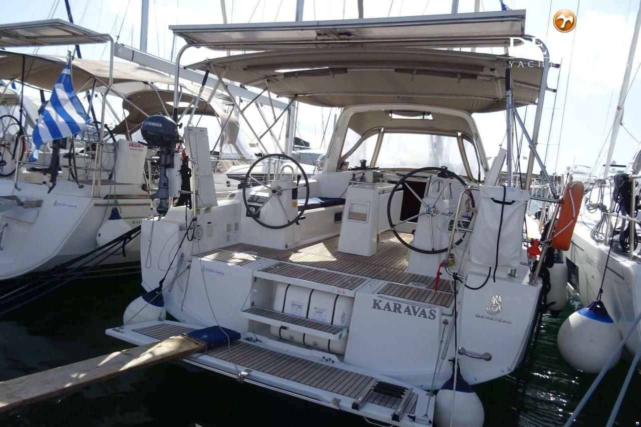 Beneteau Oceanis 38