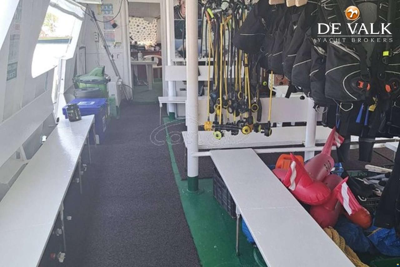 Day Passengers Ship Diving Boat 24 M