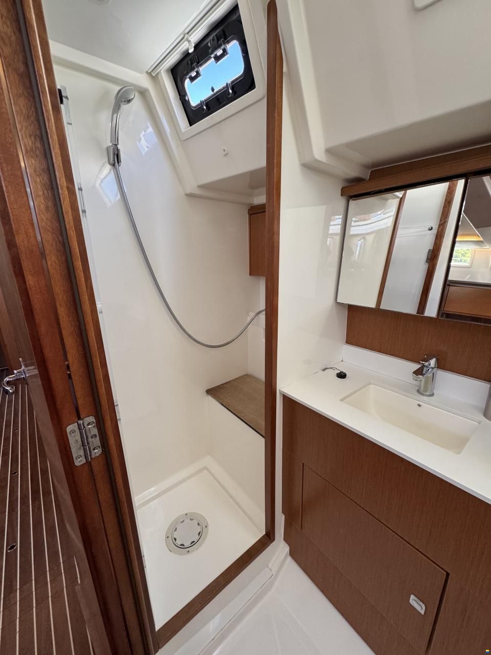 Bavaria C45