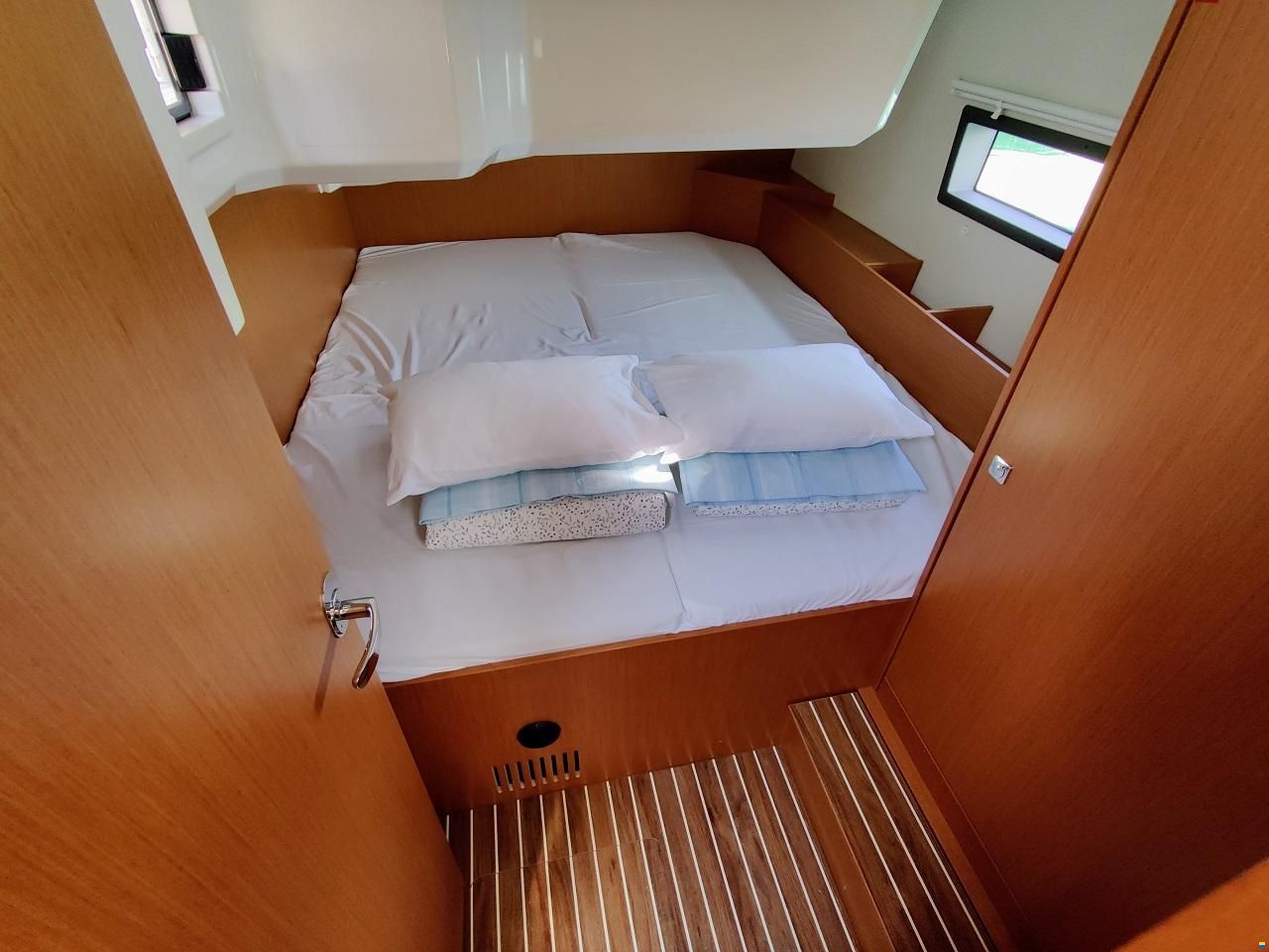 Bavaria C42