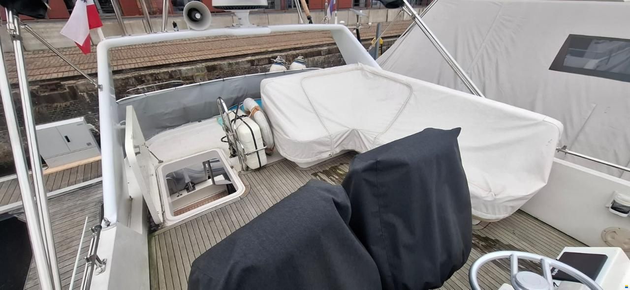 Neptunus Sedan 138 Fly