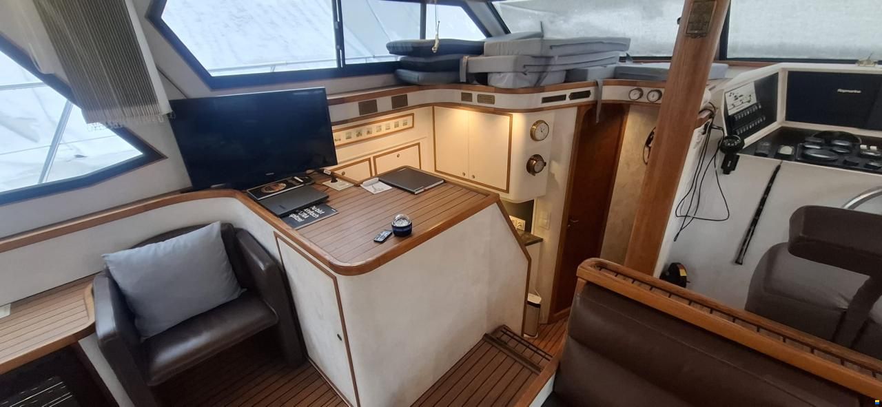 Neptunus Sedan 138 Fly
