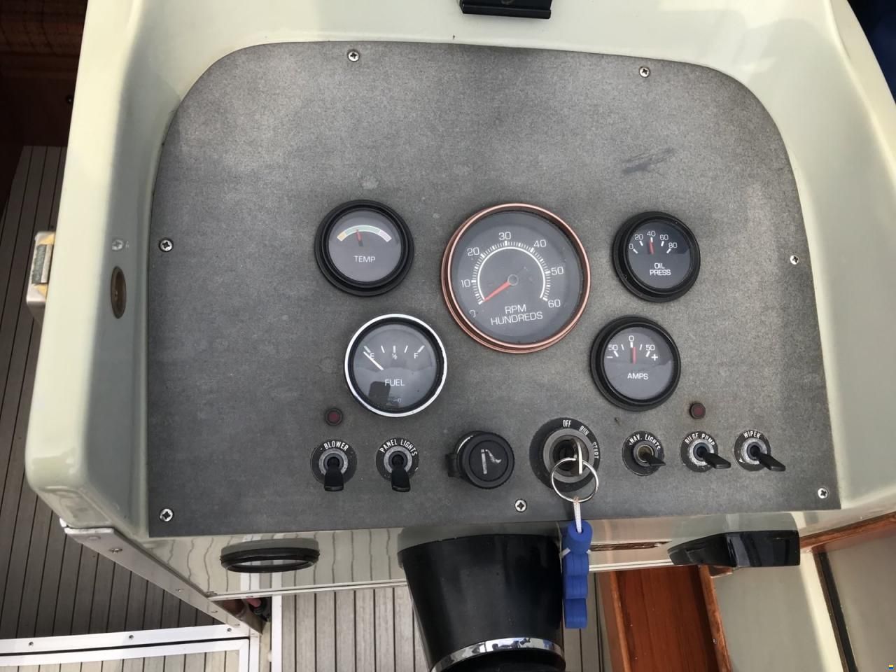 Draco AS 2000 DC/ DAYCAB/ 84