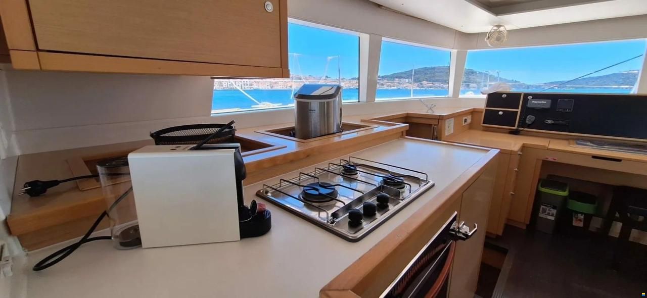 Lagoon 450