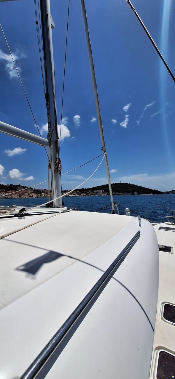 Lagoon 450