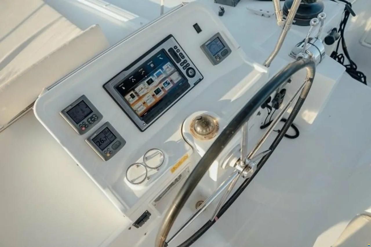 Lagoon 450