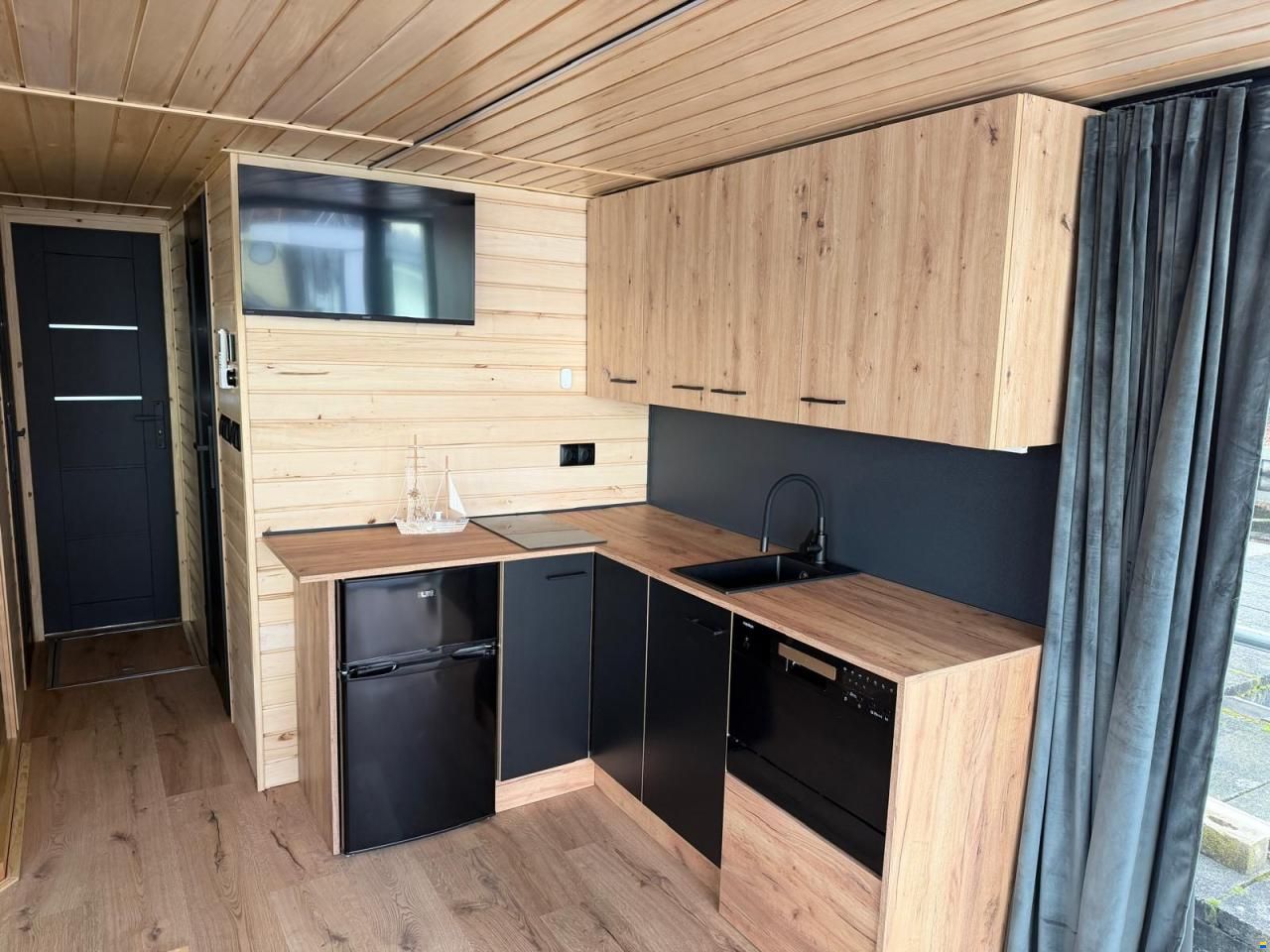 Hausboot Borneo Falster