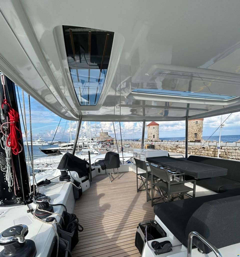 Lagoon 55